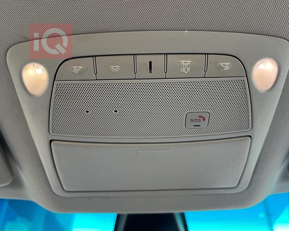 نيسان ماكسيما